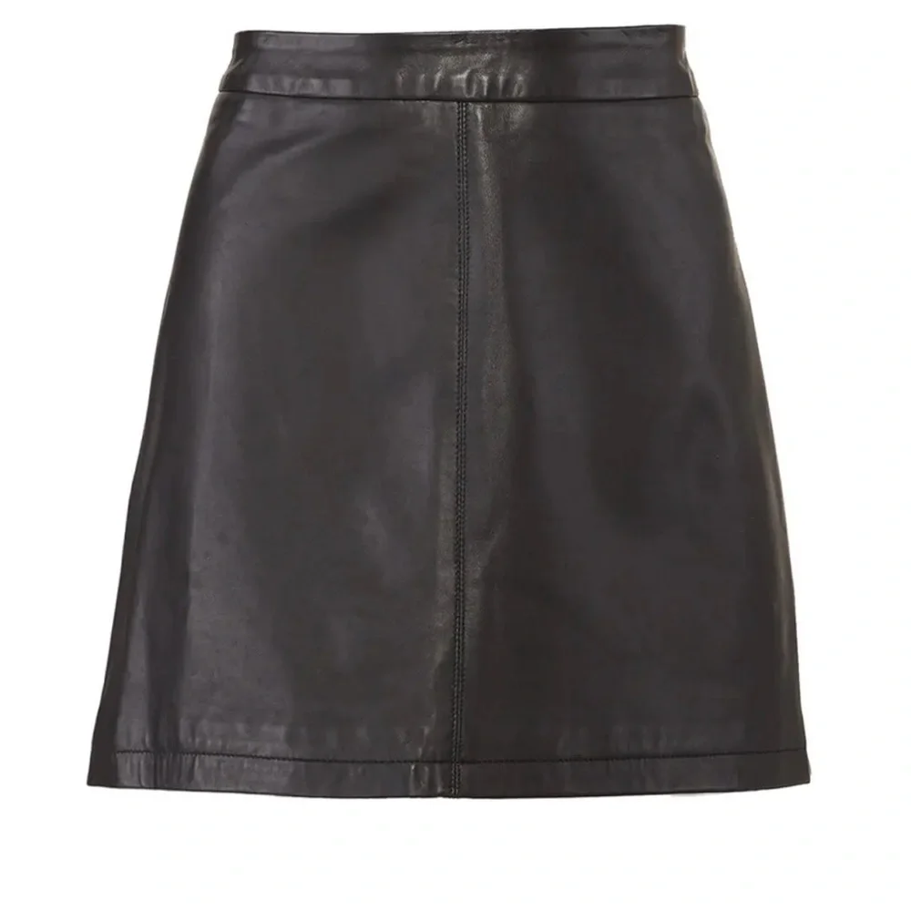 CUPCAKES AND CASHMERE | 100% Leather Skirt - Picture 4 of 16
